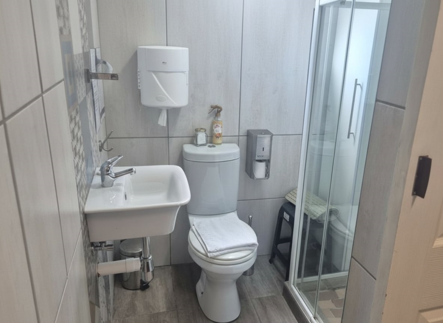 6 Bedroom Property for Sale in Dan Pienaar Free State